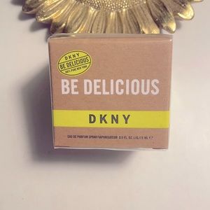 ~NWT~ DKNY BE DELICIOUS - 100% Pure New York - 0.5 FL. OZ.